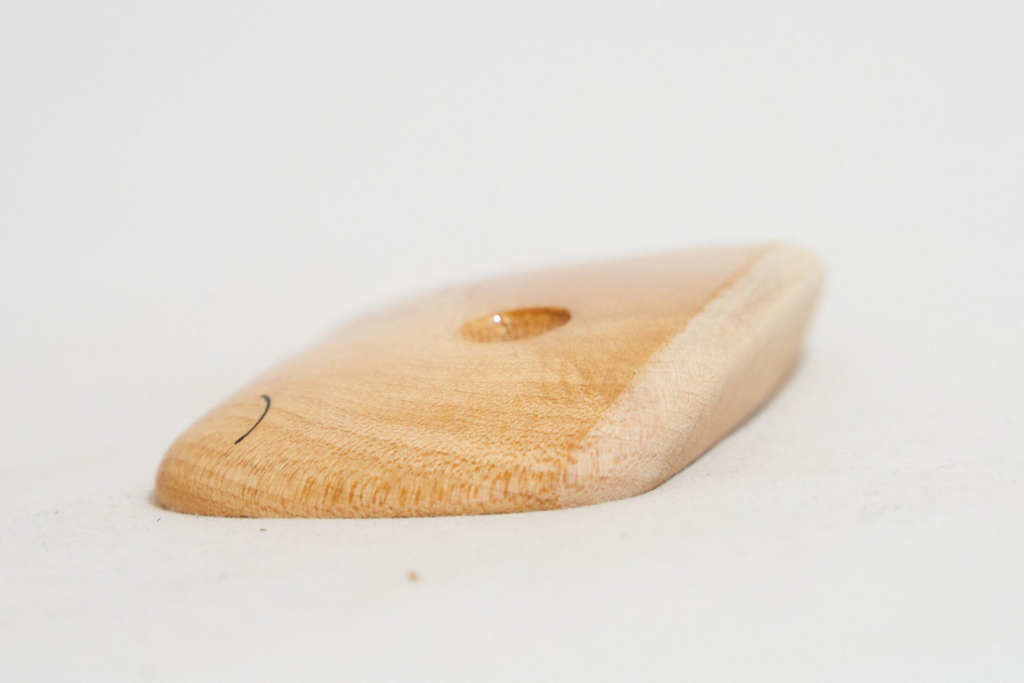 Curly Sycamore 01
