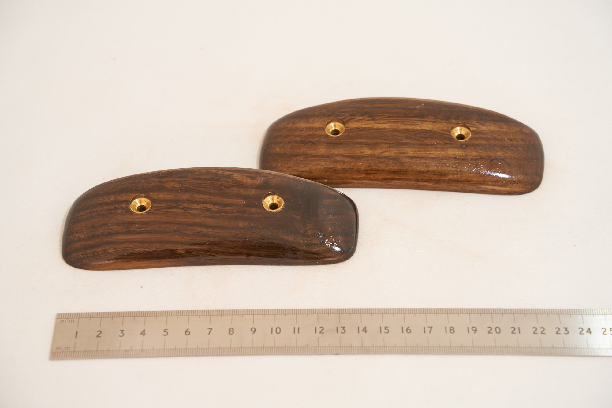 Exotic Edges 57 - Smoked Eucalyptus